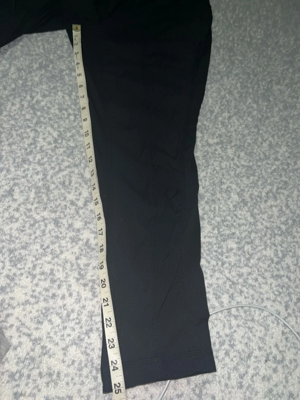 Lululemon Dance Studio Pants Cropped Size 6 (black) 25” inseam